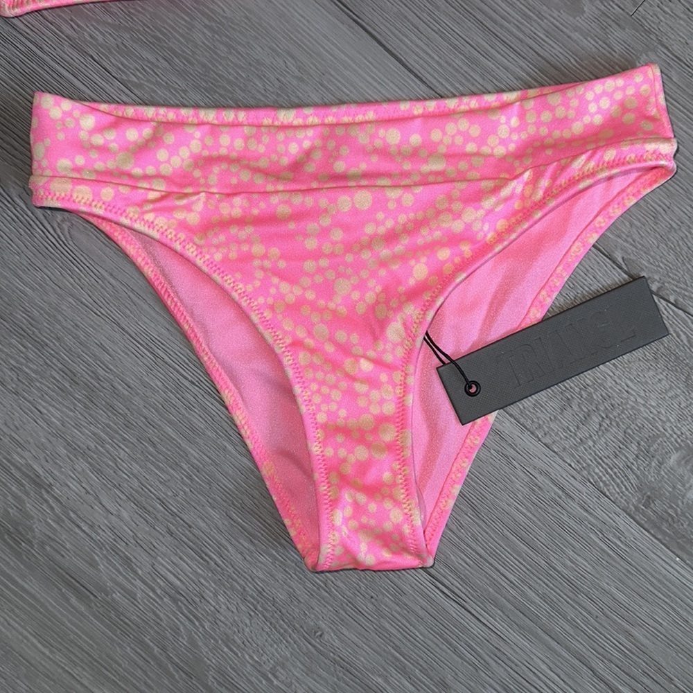 Pink Polka Dot swimsuit set. - Picture 10 of 13